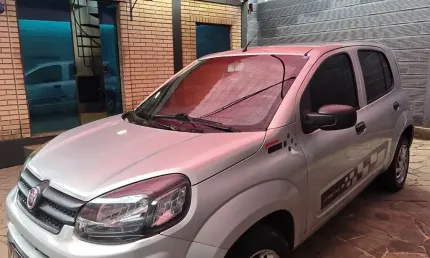 Fiat uno atractive 1.0  ano 2021 completo 4 cilindros, carro revisado