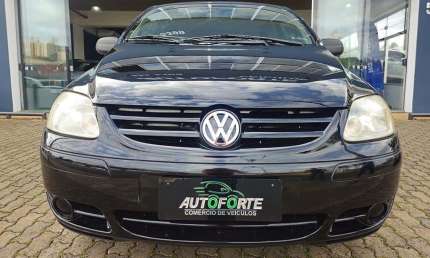 Volkswagen fox 1.6 plus - preta - 2006/2006