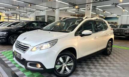 Peugeot 2008 griffe at 2017