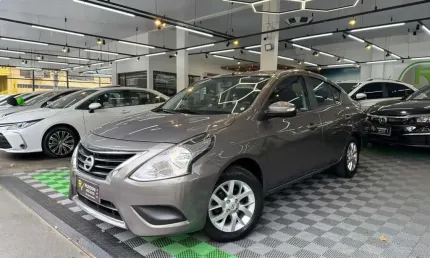 Nissan versa 16sv cvt 2020