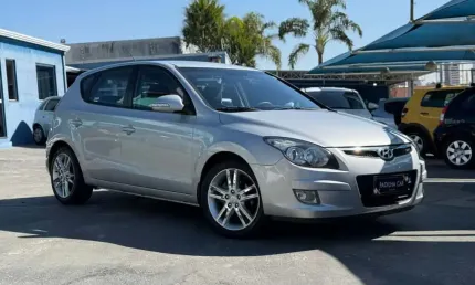 Hyundai i30 2.0 16v 4p automático