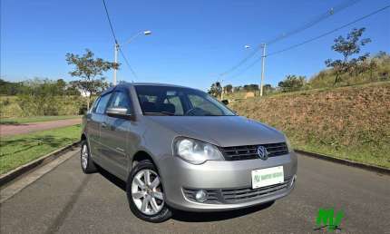 Volkswagen polo sedan 1.6 mi comfortline 8v flex 4p manual