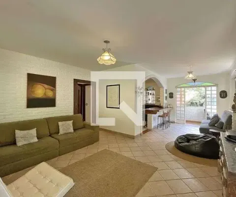 Casa / sobrado em condomínio para venda - retiro do chalé, 3 quartos,  500 m² - brumadinho
