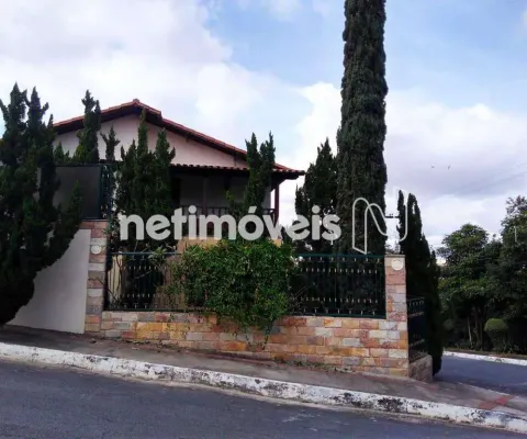 Casa com 4 quartos à venda na Rua Maria Martins Andrade, Planalto, Belo Horizonte