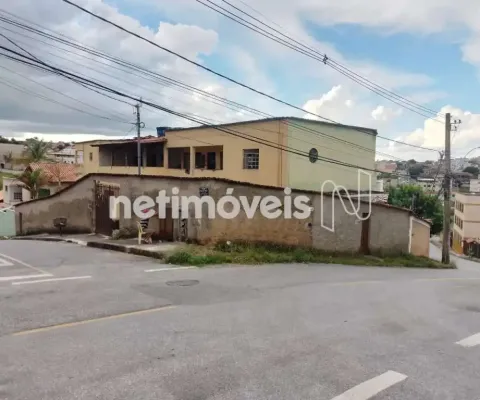 Casa com 2 quartos à venda na Rua Hildebrando de Oliveira, Copacabana, Belo Horizonte
