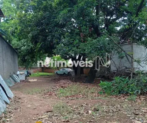 Terreno à venda na Rua Elisa, Piratininga (Venda Nova), Belo Horizonte