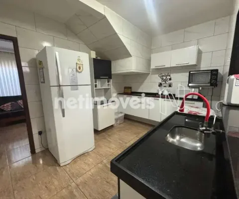 Casa com 2 quartos à venda na Rua Oito, Jardim Primavera, Ribeirão das Neves