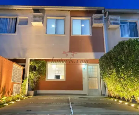 Casa em condomínio fechado com 3 quartos à venda na Estrada dos Bandeirantes, 22211, Vargem Pequena, Rio de Janeiro