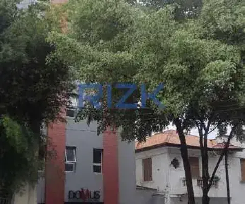 Prédio para alugar na Rua Pandiá Calógeras, Liberdade, São Paulo