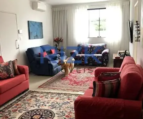 Casa com 30 quartos à venda na Rua Mairi, Indianópolis, São Paulo