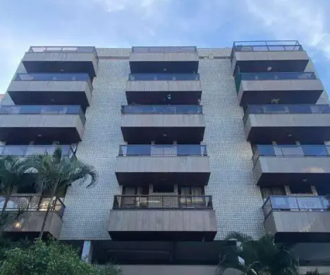 Oportunidade! apartamento a uma quadra da praia do forte!