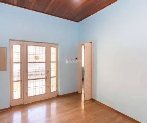 Casa com 3 quartos à venda na Rua Doutor Sebastião Leão, 179, Azenha, Porto Alegre