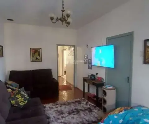 Casa com 3 quartos à venda na Rua Professor Clemente Pinto, 261, Medianeira, Porto Alegre