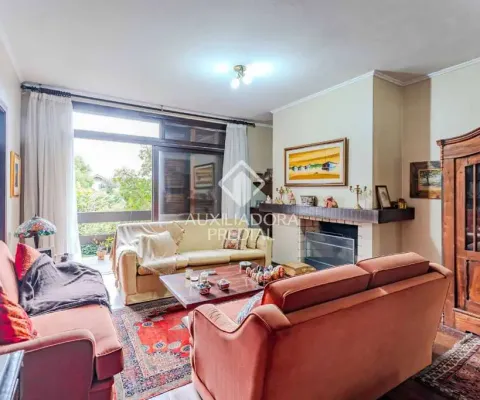 Casa com 4 quartos à venda na Rua Balduino Roehrig, 286, Três Figueiras, Porto Alegre