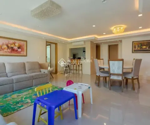 Apartamento com 4 quartos à venda na Rua Passo da Pátria, 650, Bela Vista, Porto Alegre