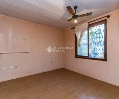 Casa com 2 quartos à venda na Avenida Bahia, 1339, São Geraldo, Porto Alegre