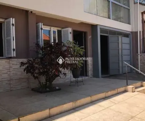 Casa com 4 quartos à venda na Rua das Caravelas, 360, Vila Ipiranga, Porto Alegre