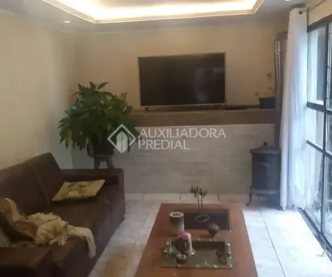 Casa com 4 quartos à venda na Rua Dona Oti, 60, Petrópolis, Porto Alegre