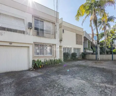 Casa com 3 quartos à venda na Avenida Protásio Alves, 3100, Petrópolis, Porto Alegre