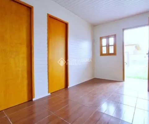 Casa com 2 quartos à venda na Praça Frederico Westphalen, 79, Cavalhada, Porto Alegre