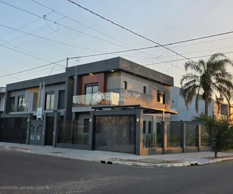Casa com 3 quartos à venda na Rua Lopes Trovão, 294, São José, Canoas