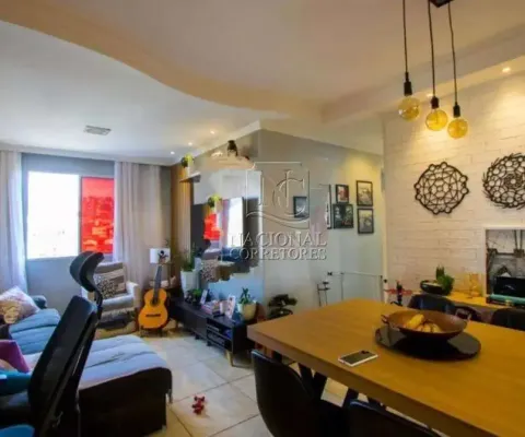 Lindo apartamento com 2 dormitórios, 53m², 1 vaga, parque são vivente mauá