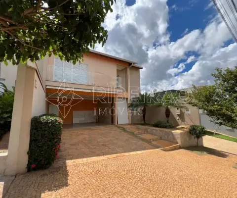 Casa sobrado com 4 suites sendo uma no térreo completa de armários