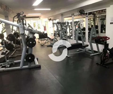 Loja comercial 700 m² alugado à academia halternativa