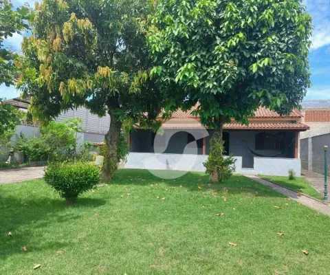 Casa com 3 quartos à venda na Avenida Lourival Menezes Vasconcelos, 30, Ipiíba, São Gonçalo