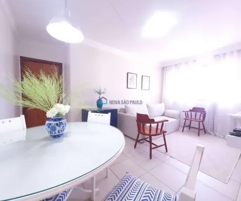 Apartamento, totalmente reformado próximo ao parque da aclimação!