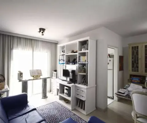 Apartamento a venda próximo ao bosque da saúde . 02 quartos . 1 vaga . 58 m2