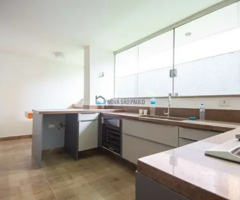 Sobrado jardim guedala com 700m² - 4 dormitórios, 4 vagas, piscina