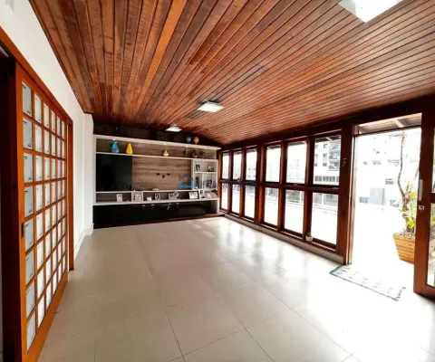 Cobertura 219m2 , 3 dormitorios ,coqueiros florianopolis sc !