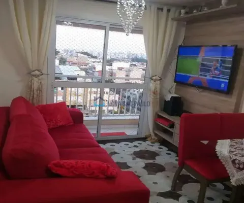 Apartamento 2 dormitórios, sala com sacada, 1 vaga.
