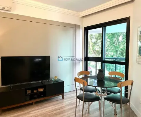 Flat mobiliado completo com 2 quartos e 2 vagas no paraíso!