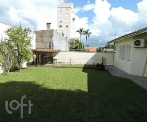 Casa com 3 quartos à venda na Rua João Andreazza, 92, Petrópolis, Caxias do Sul