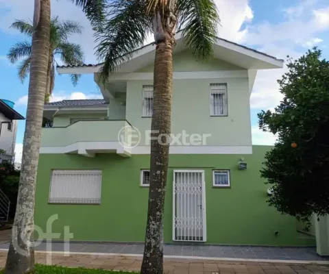 Casa com 3 quartos à venda na Rua Angelo Segalla, 354, Petrópolis, Caxias do Sul