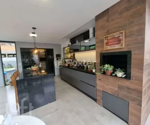 Casa em condomínio fechado com 4 quartos à venda na Rua Leonel Pereira, 2033, Cachoeira do Bom Jesus, Florianópolis