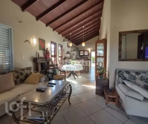 Casa com 2 quartos à venda na Rua 500, 326, Balneário Ponta do Papagaio (Ens Brito), Palhoça