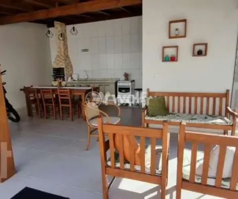 Casa com 3 quartos à venda na Rua Graciliano Carlos de Quadros, 64, Centro, Palhoça