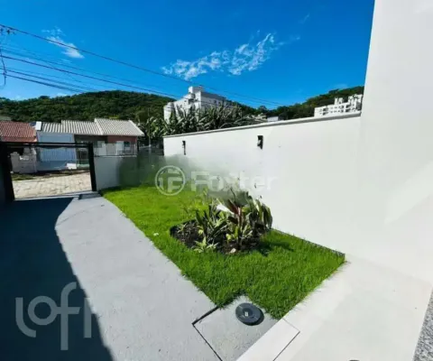 Casa com 2 quartos à venda na Rua Lauri de Souza Barbosa, 01, Ipiranga, São José