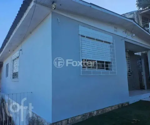 Casa com 3 quartos à venda na Beco F, 191, Ipanema, Porto Alegre