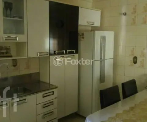 Casa com 3 quartos à venda na Rua Marcelo Juarez Swaisser, 148, São Caetano, Caxias do Sul