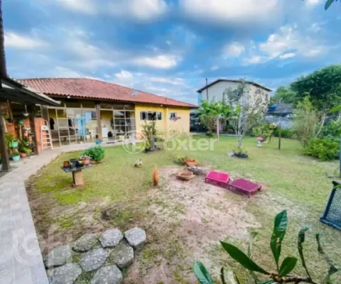 Casa com 5 quartos à venda na Rua Altamiro Barcelos Dutra, 115, Barra da Lagoa, Florianópolis