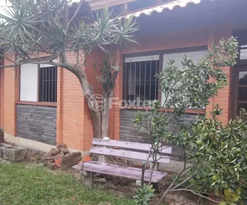 Casa com 2 quartos à venda na undefined Pedro Mendonça, 62, Centro, Tramandaí
