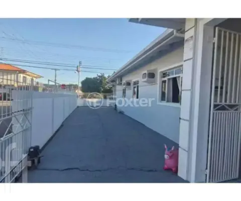 Casa com 4 quartos à venda na Rua Osvaldo Cruz, 278, Forquilhinhas, São José