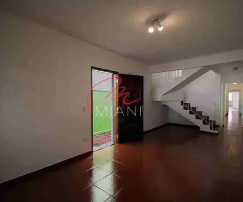 Casa térrea para locação com 3 quartos, 2 vagas de garagem e 250m² – próxima ao metrô praça da árvo