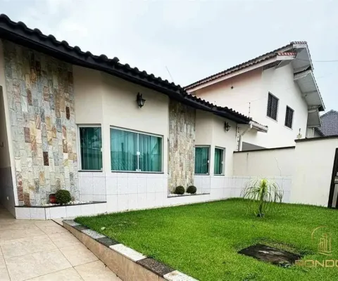 Casa com 3 dormitórios, sendo 1 suíte no josedy em peruíbe / sp