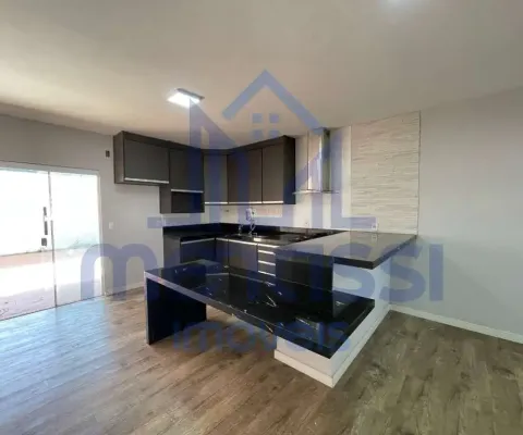 Casa térrea com 3 dormitórios sendo 1 suíte, com 150 m² em condomínio no portal da mata.