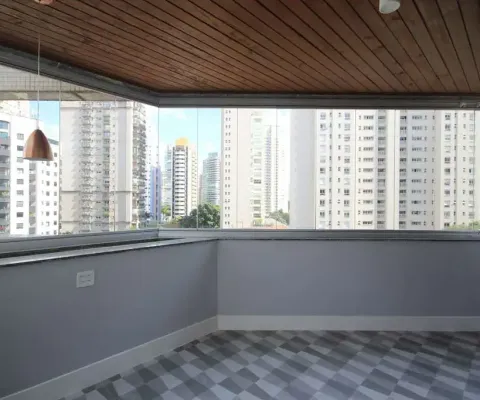 Apartamento com 4 quartos para alugar na Avenida Juriti, 165, Moema, São Paulo